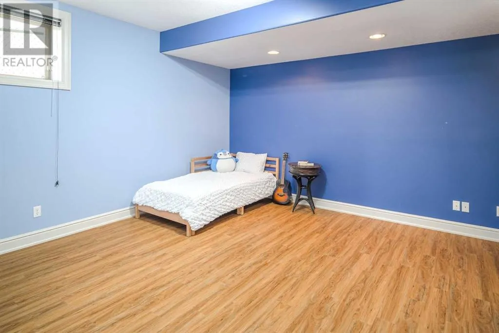 120 Gleneagles Landing