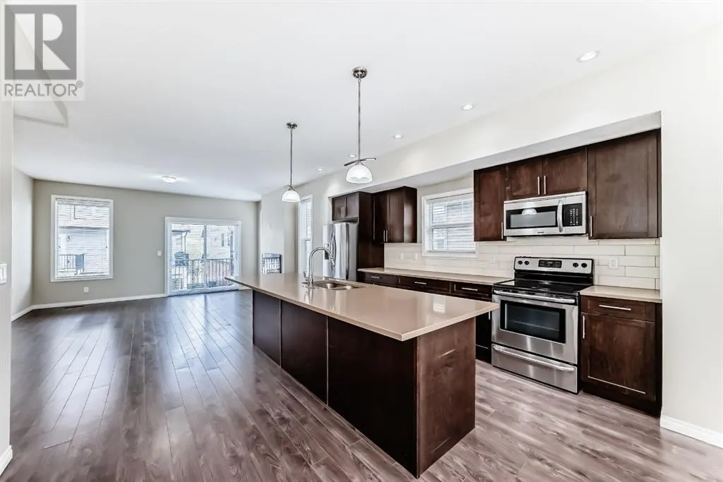 1001, 280 Williamstown Close NW