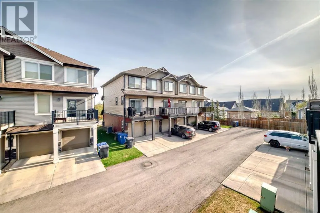 1001, 280 Williamstown Close NW