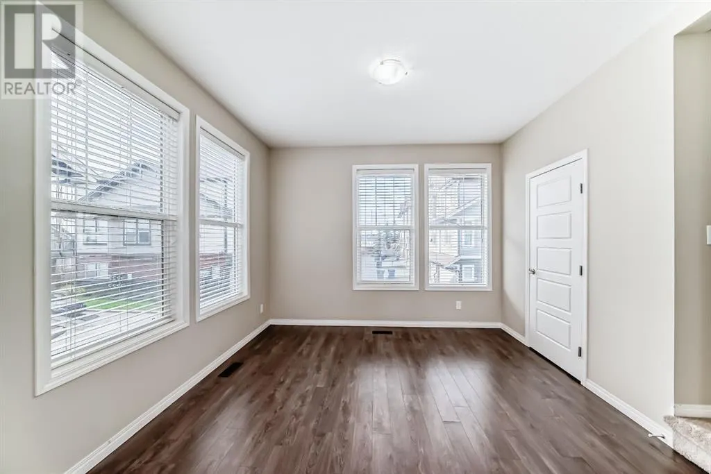 1001, 280 Williamstown Close NW