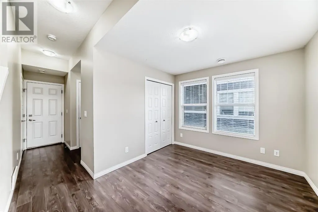 1001, 280 Williamstown Close NW