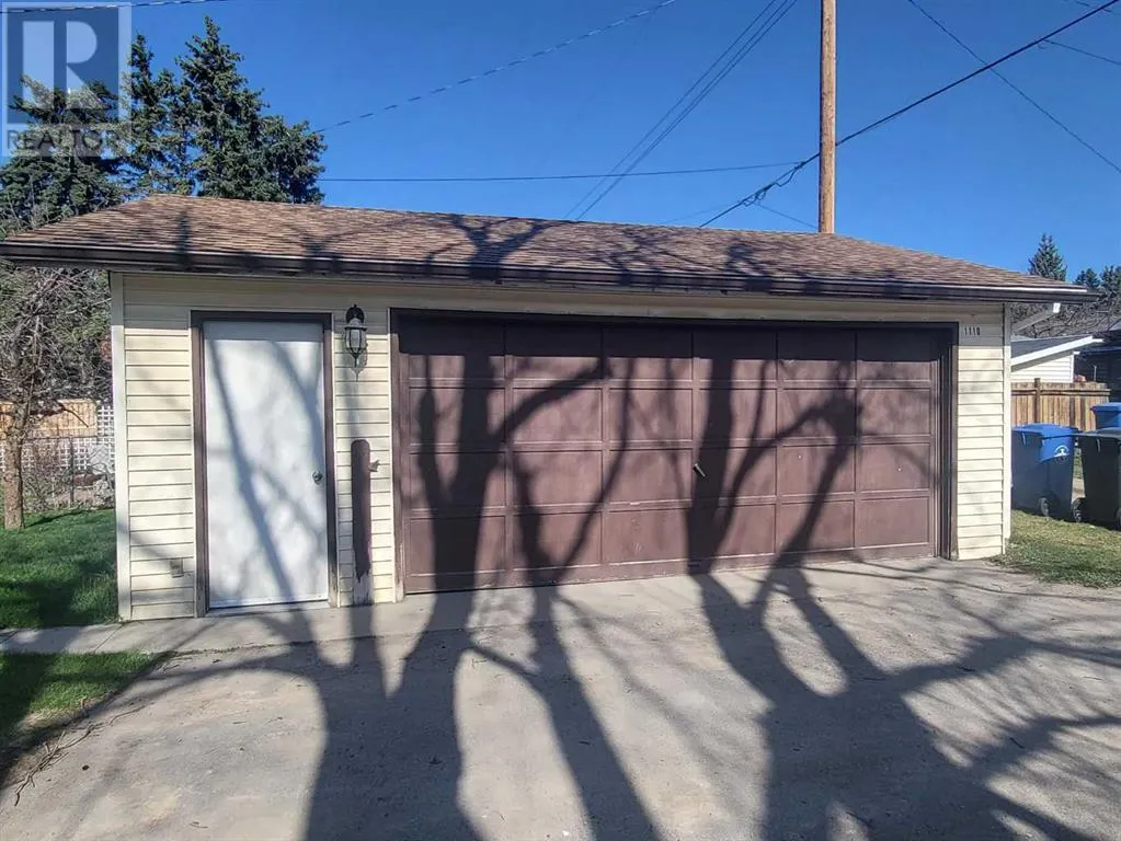1110 Nanton Avenue