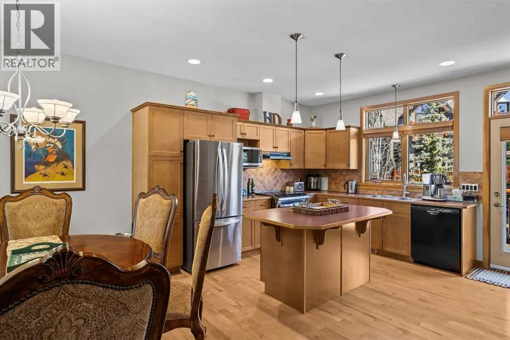 14, 137 Wapiti Close