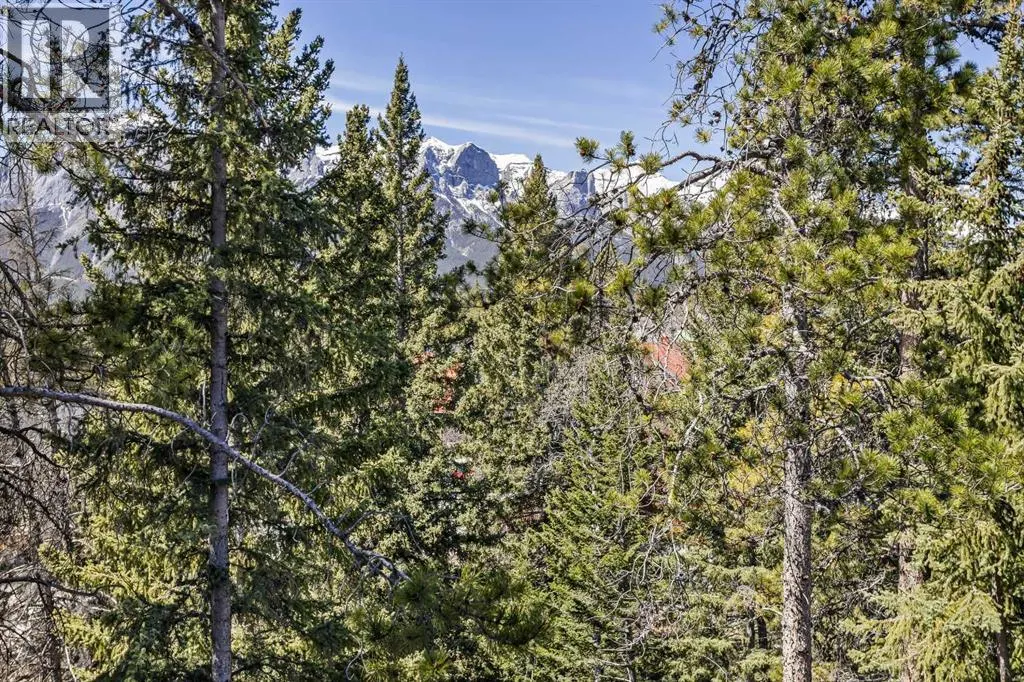 14, 137 Wapiti Close