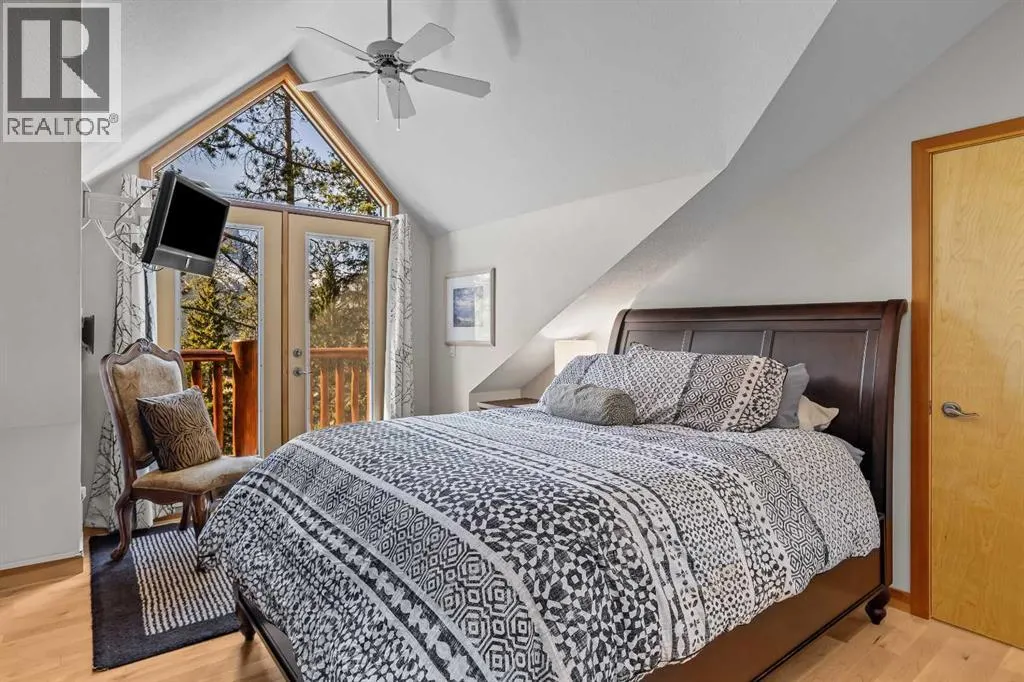 14, 137 Wapiti Close