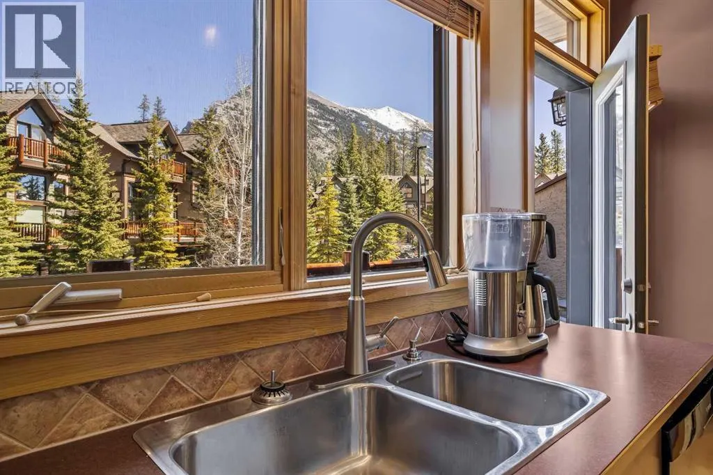 14, 137 Wapiti Close
