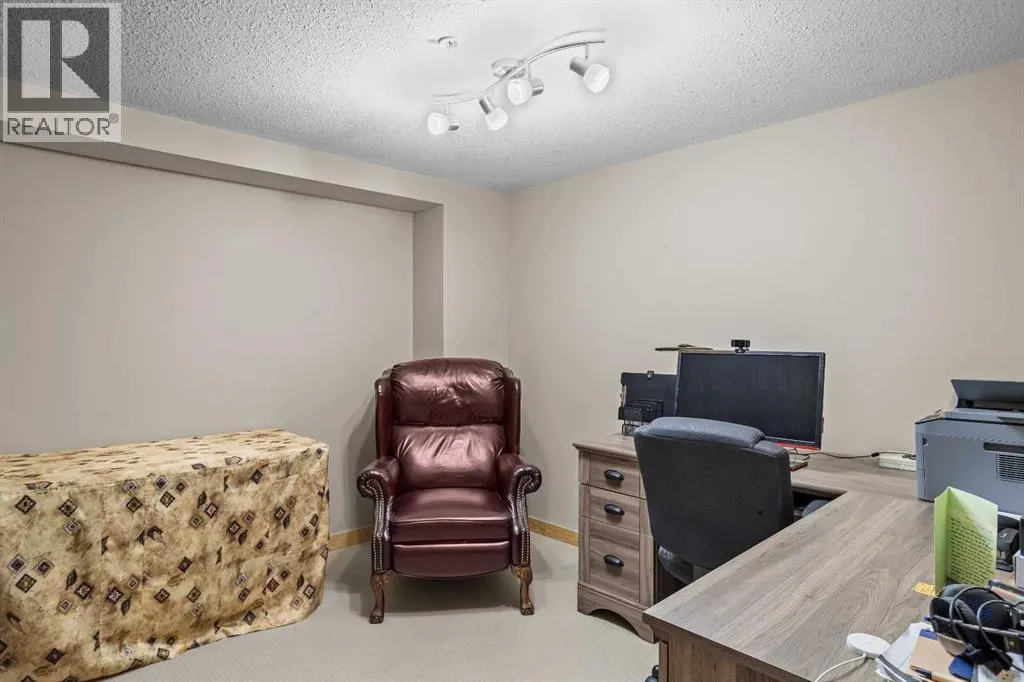 14, 137 Wapiti Close