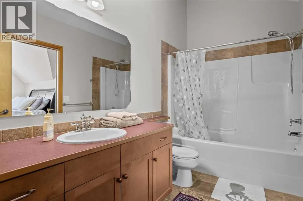 14, 137 Wapiti Close