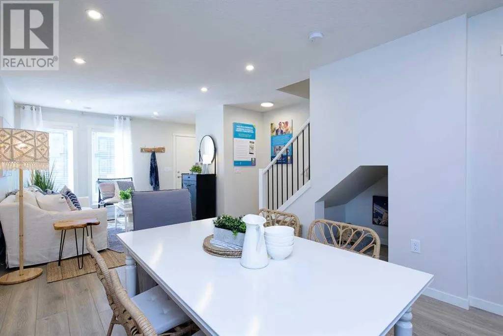 706, 135 Mahogany Parade SE