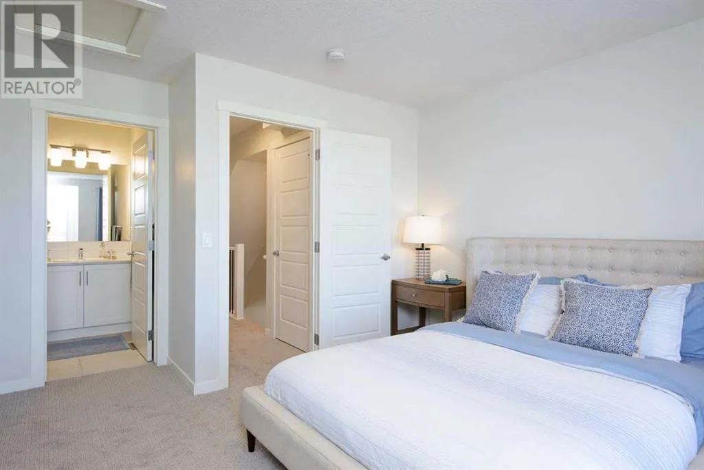 706, 135 Mahogany Parade SE