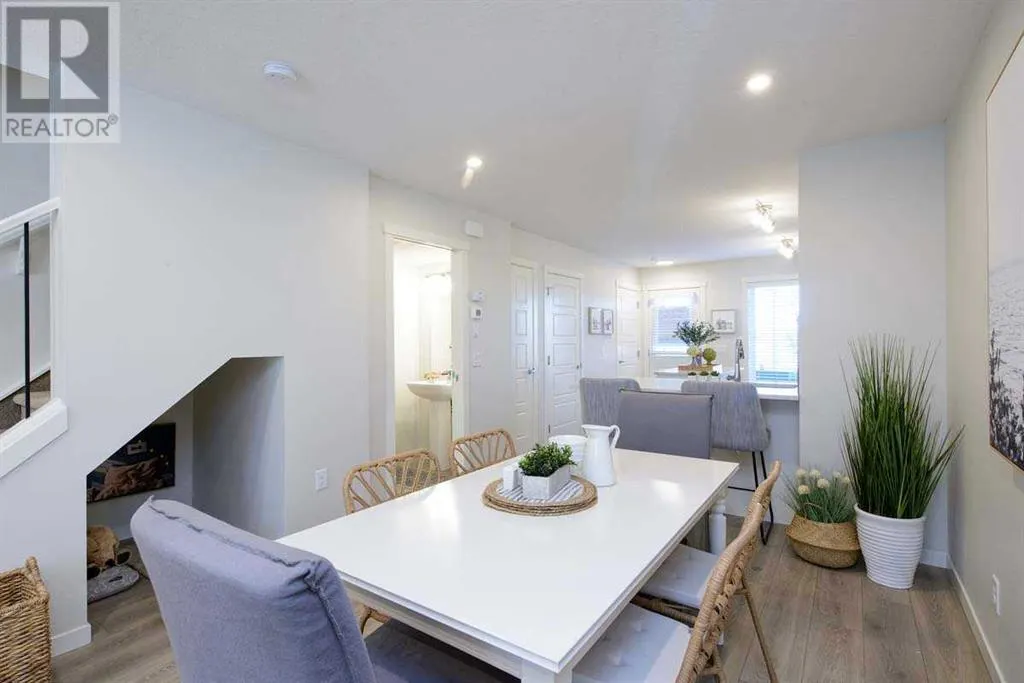 706, 135 Mahogany Parade SE