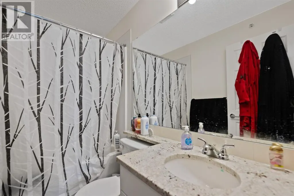 6411, 755 Copperpond Boulevard SE