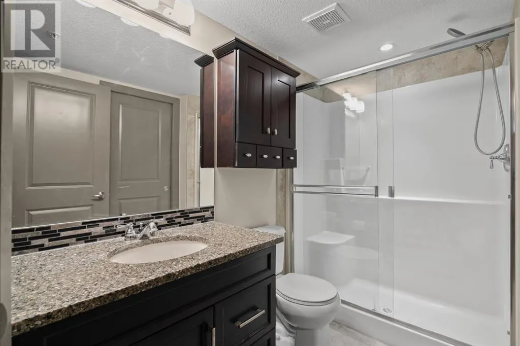 2110, 310 Mckenzie Towne Gate SE