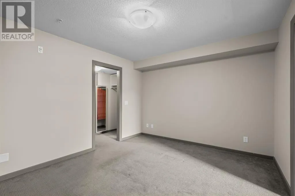 2110, 310 Mckenzie Towne Gate SE