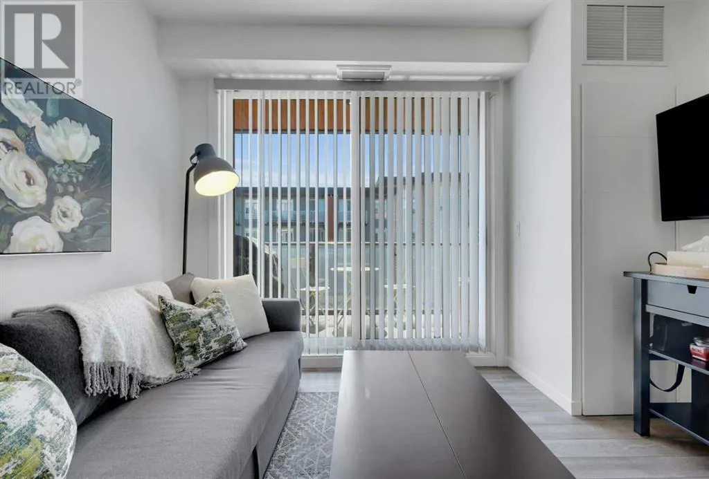 503, 122 Mahogany Centre SE