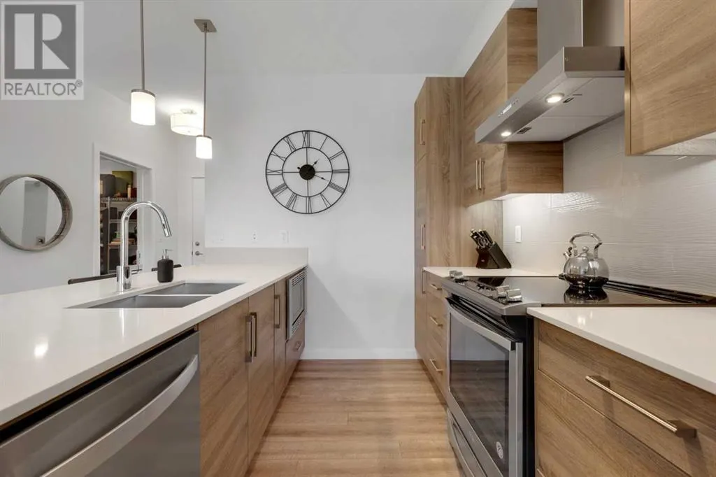 503, 122 Mahogany Centre SE