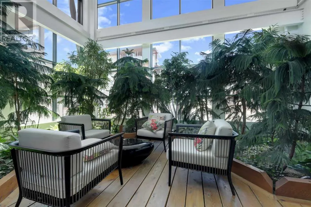 503, 122 Mahogany Centre SE