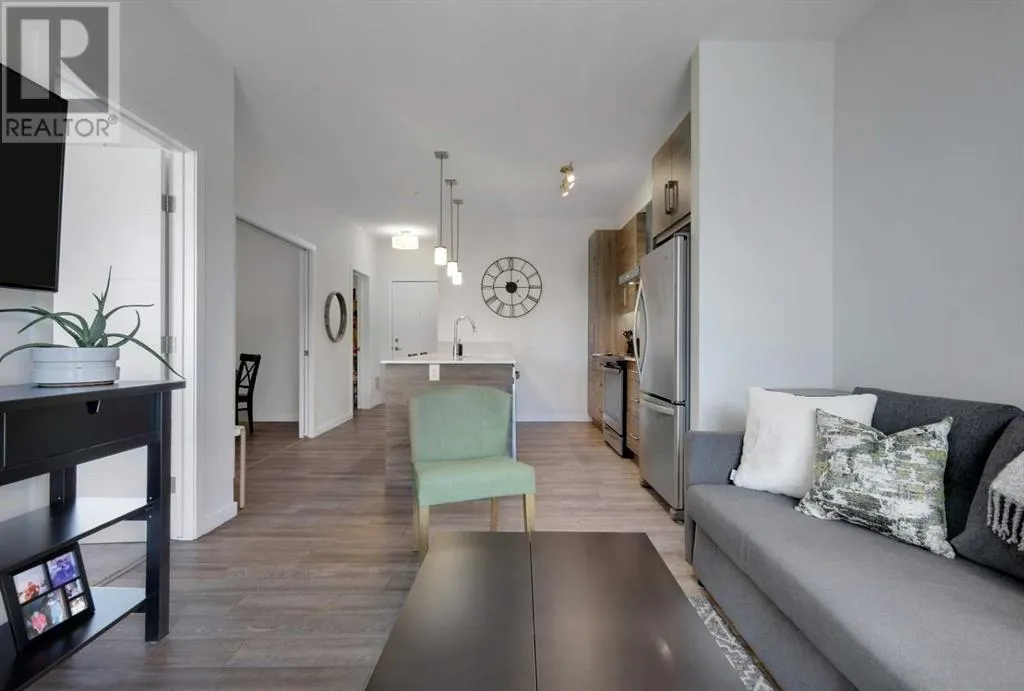 503, 122 Mahogany Centre SE