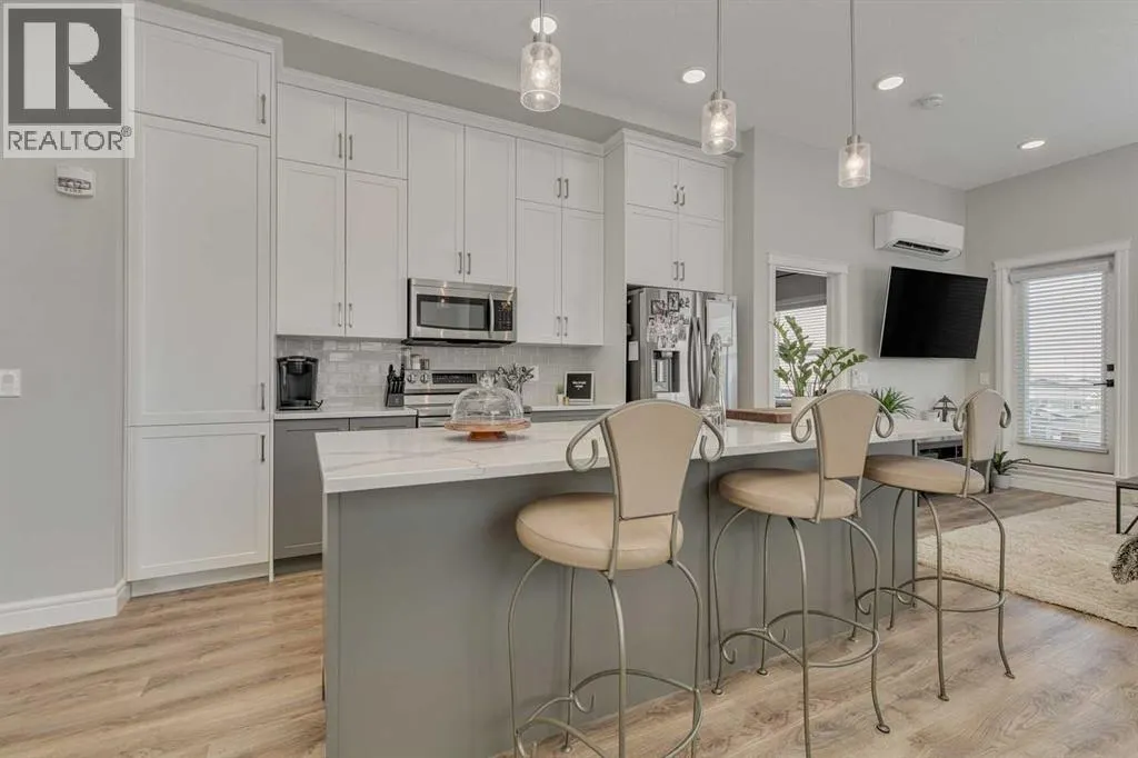 405, 19661 40 Street SE