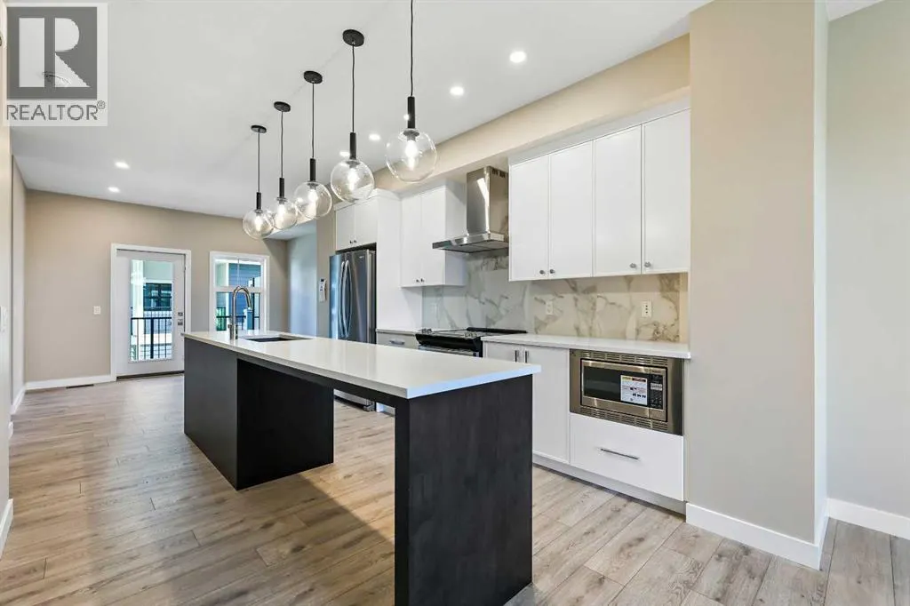 641 Mahogany Road SE