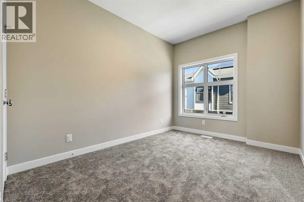 641 Mahogany Road SE