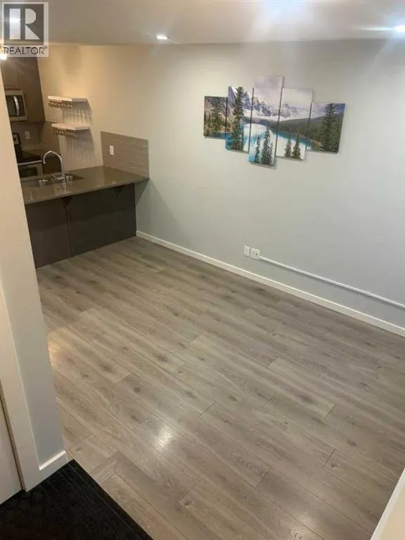 19456, 37 St  SE