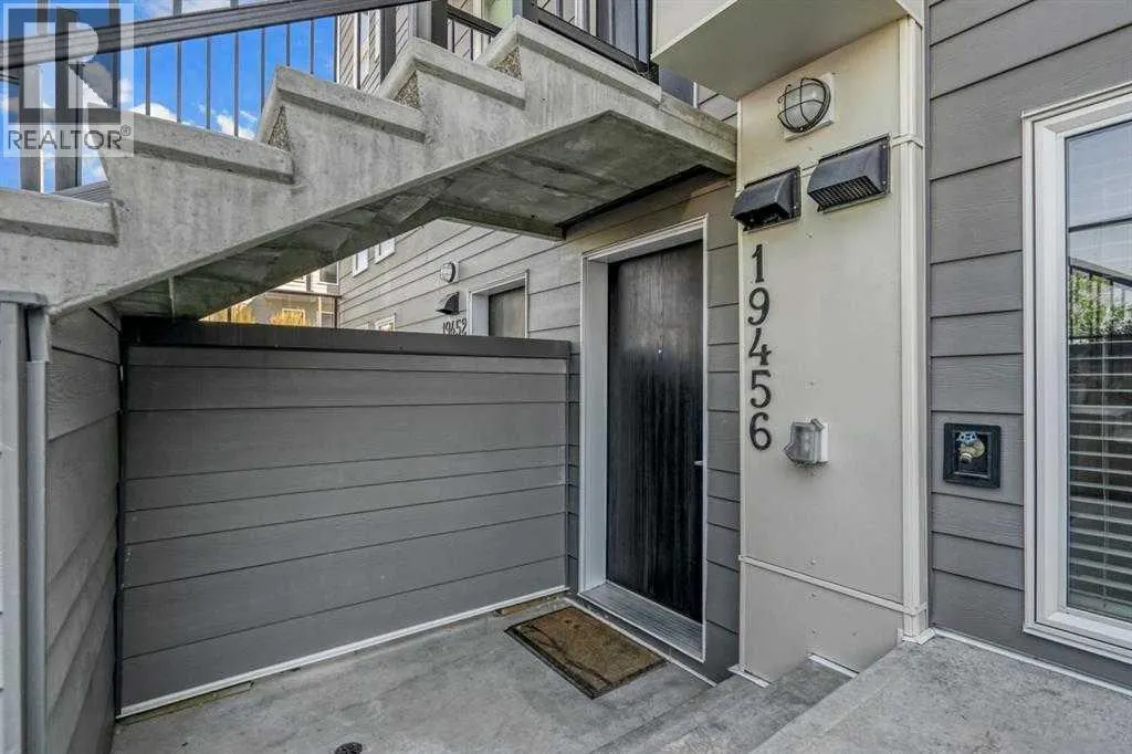19456, 37 St  SE