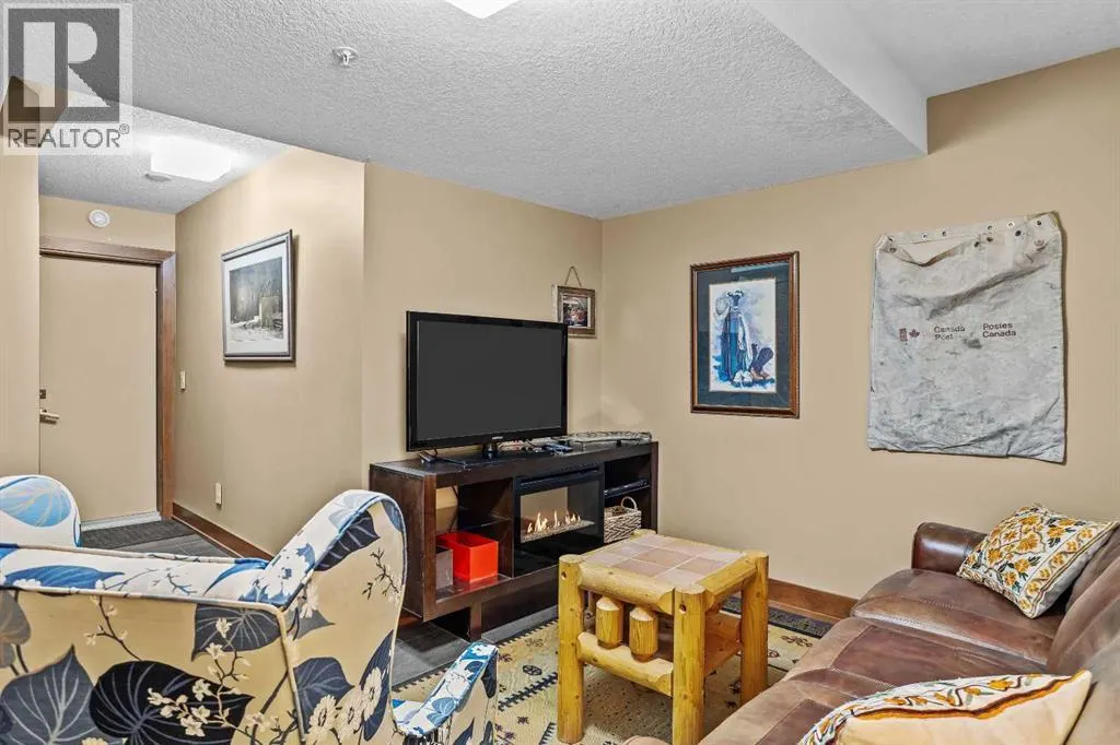 601, 3000J Stewart Creek Drive