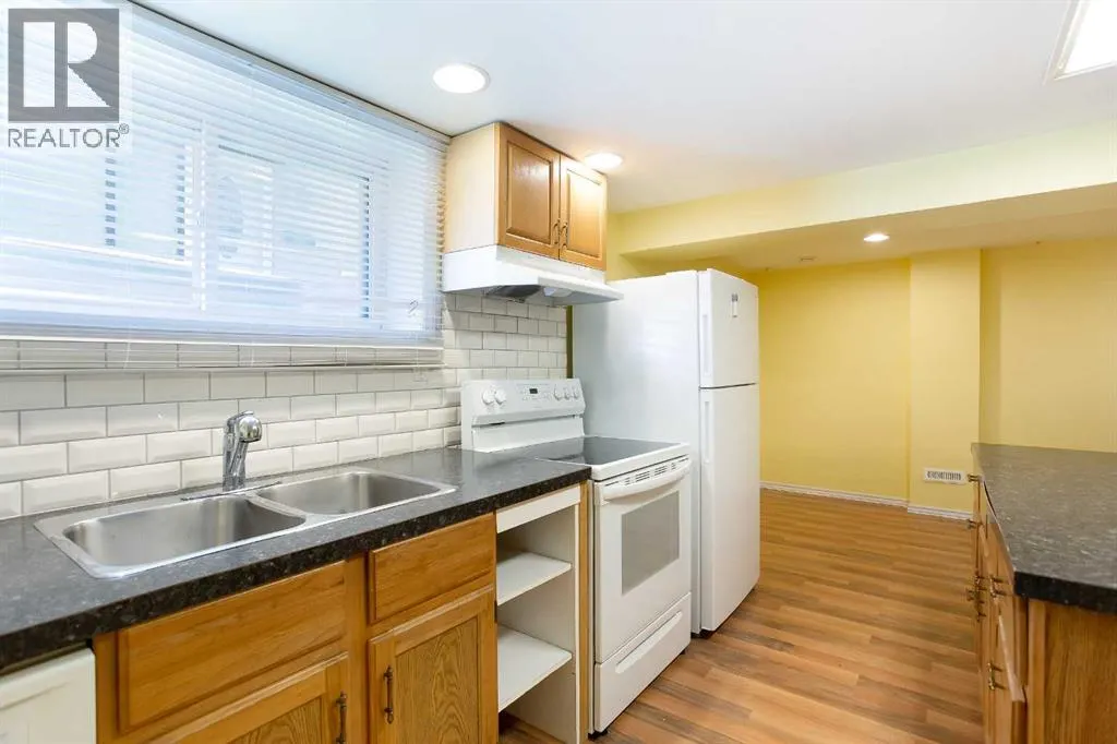12 Rivervalley Drive SE