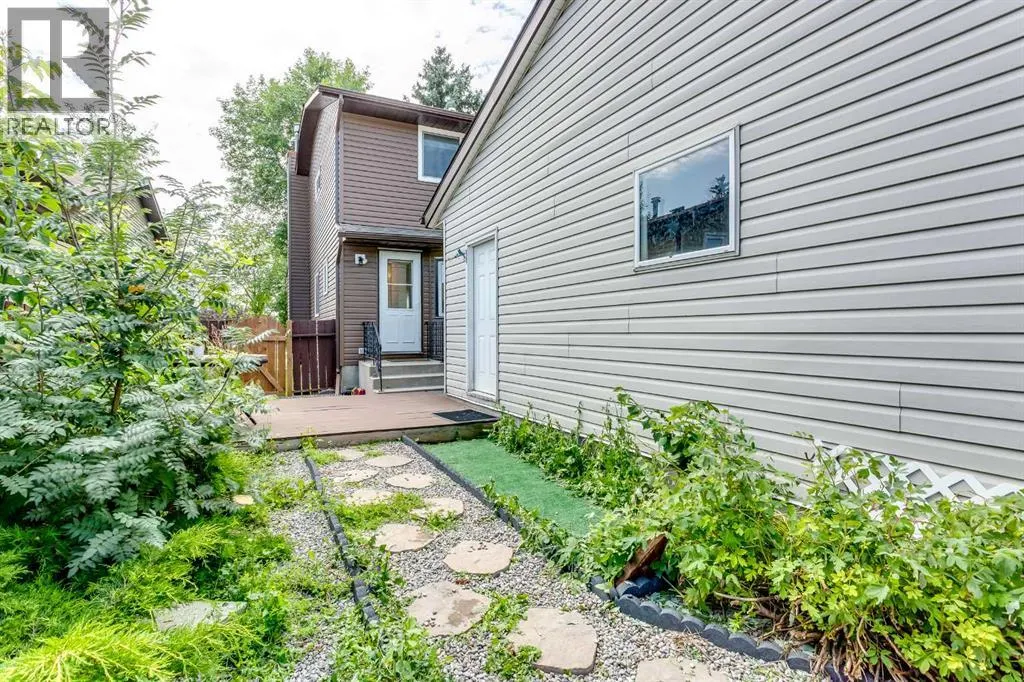 12 Rivervalley Drive SE
