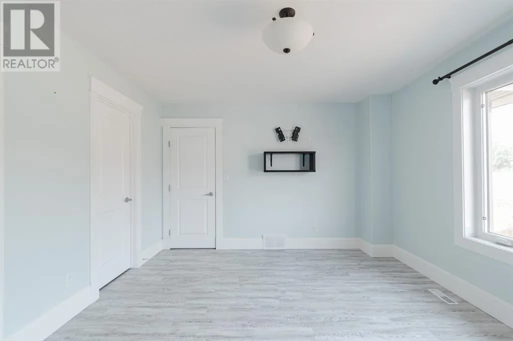 200 Diamondstone Ridge