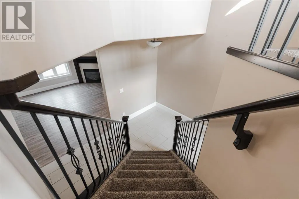 200 Diamondstone Ridge
