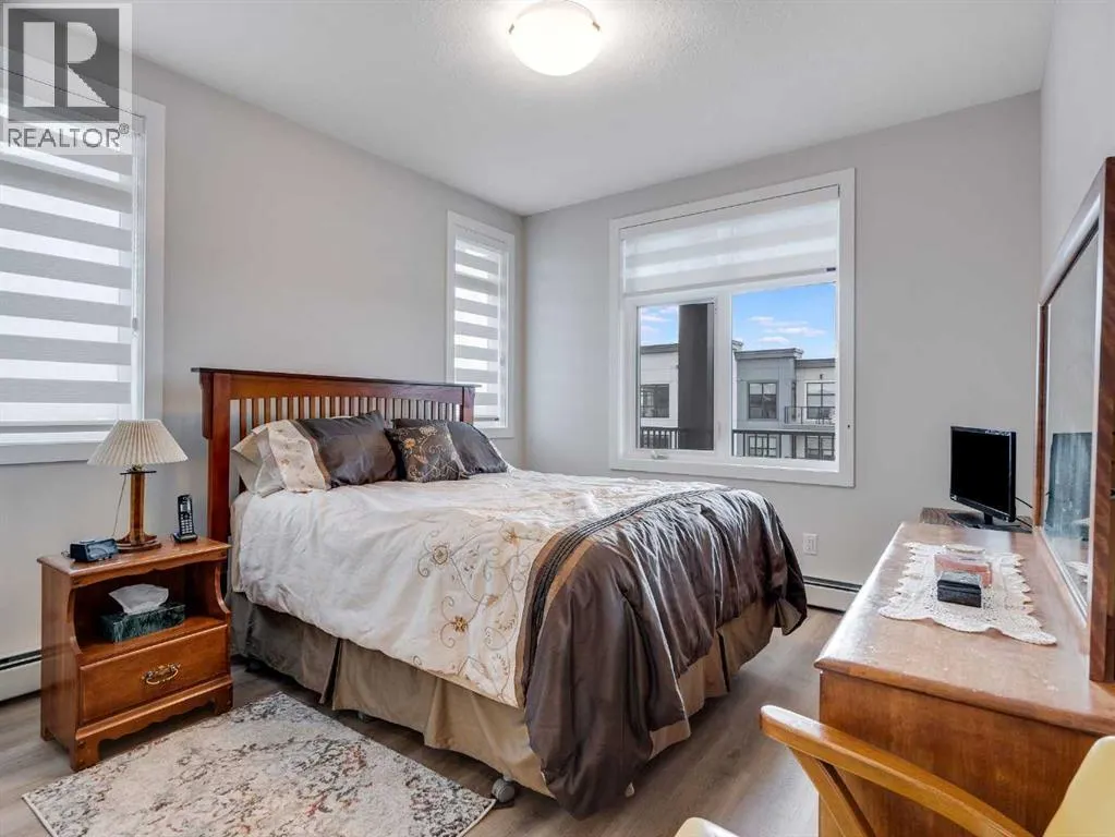 1412, 200 Seton Circle SE
