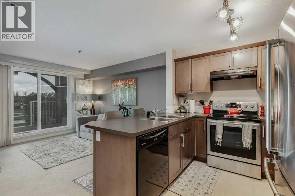 110, 304 Cranberry Park SE