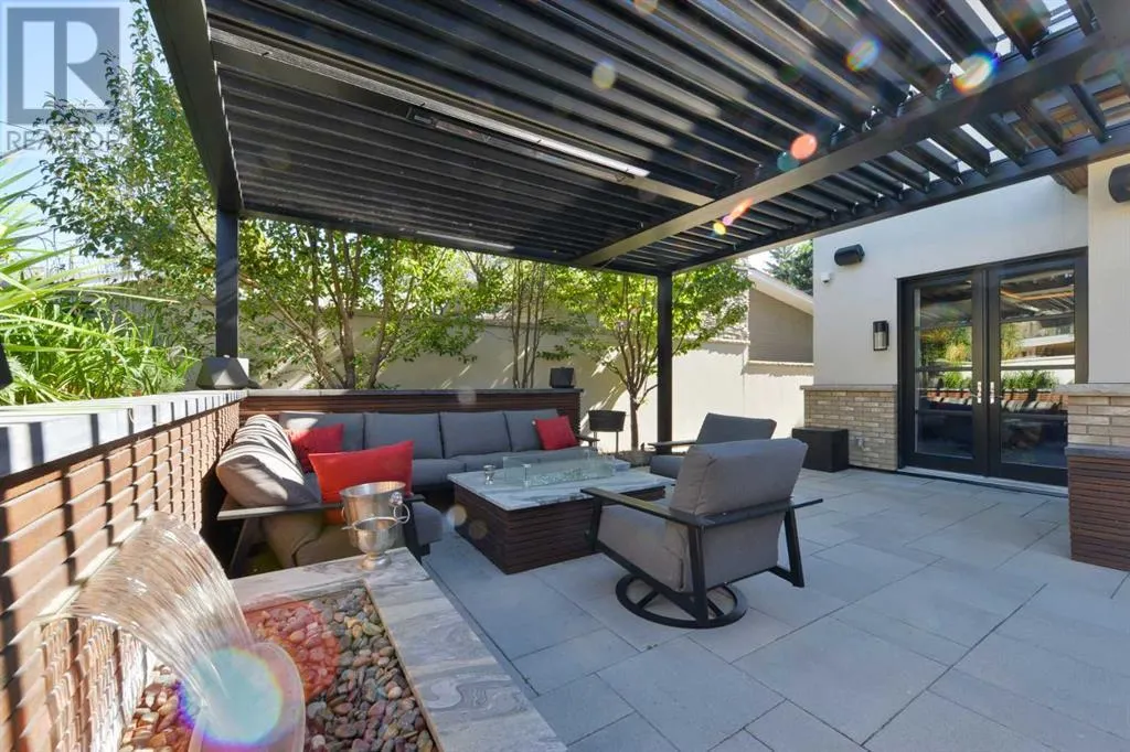 1118 Premier Way SW