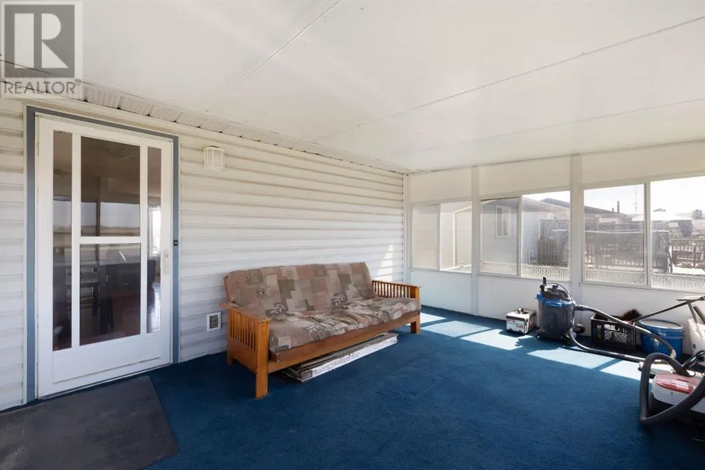 173 Oaks Crescent