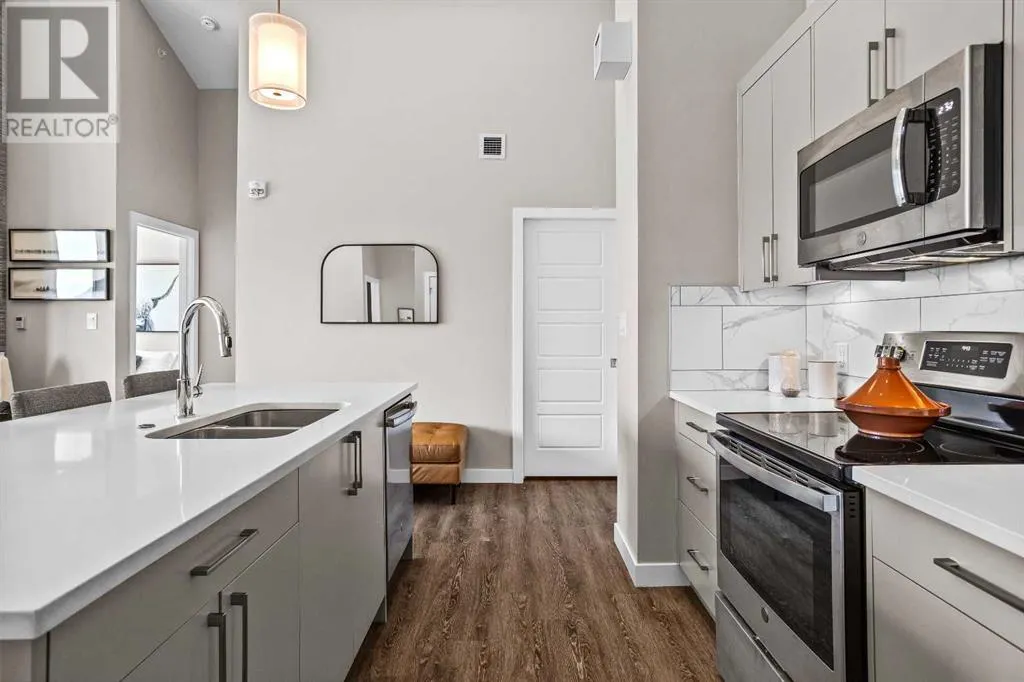 316, 106 Stewart Creek Rise