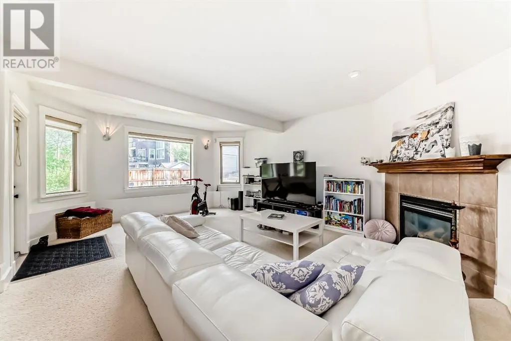 76 West Cedar Rise SW