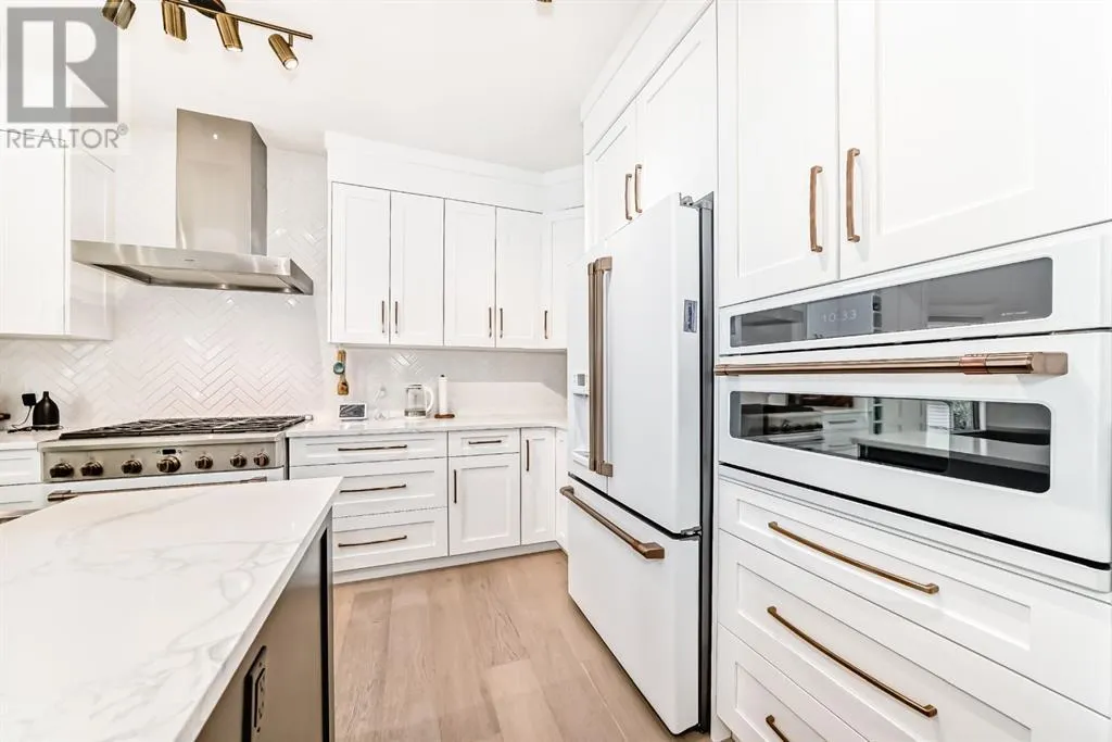 76 West Cedar Rise SW