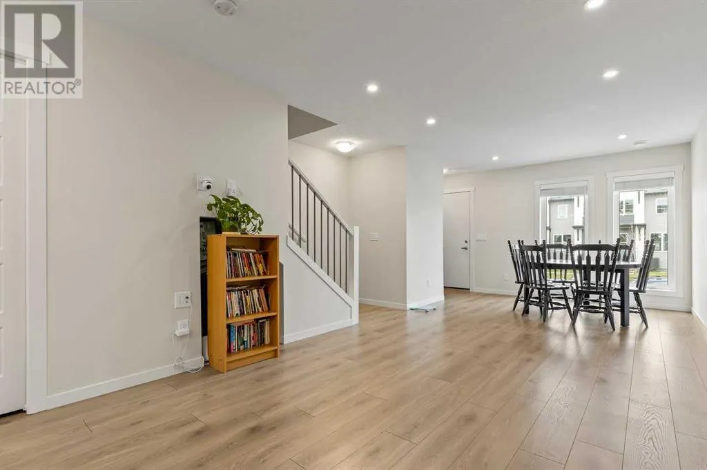 420 Seton Circle SE
