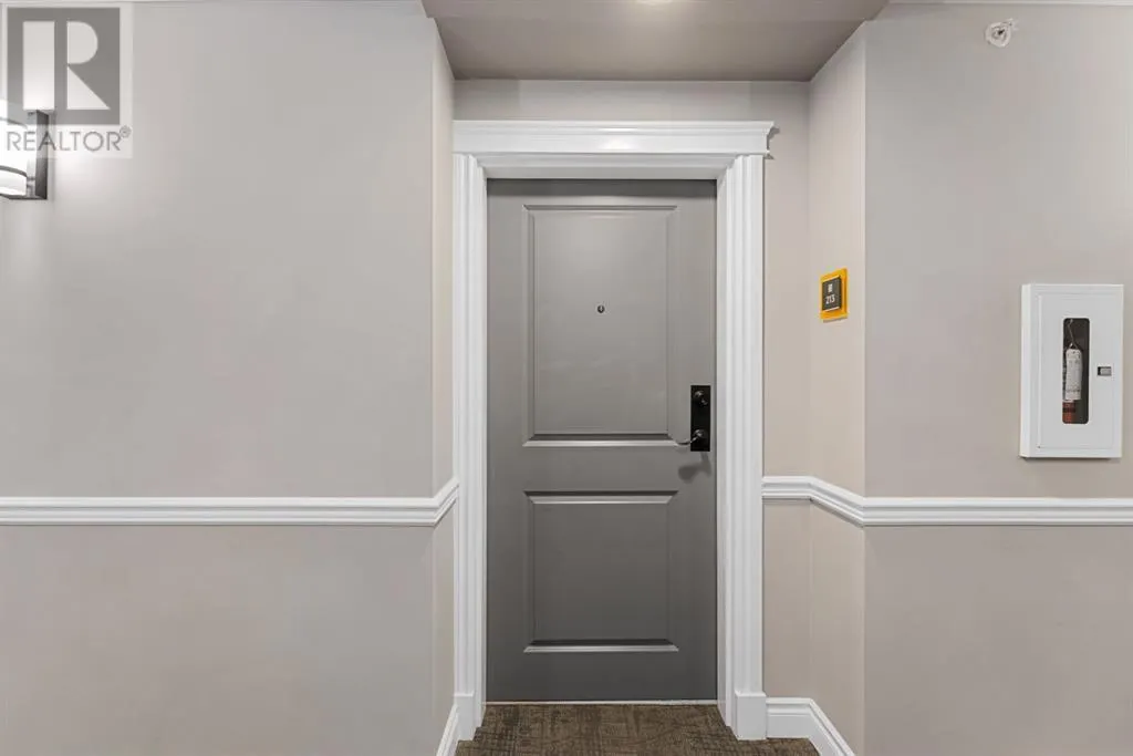 213, 10 Mahogany Mews SE