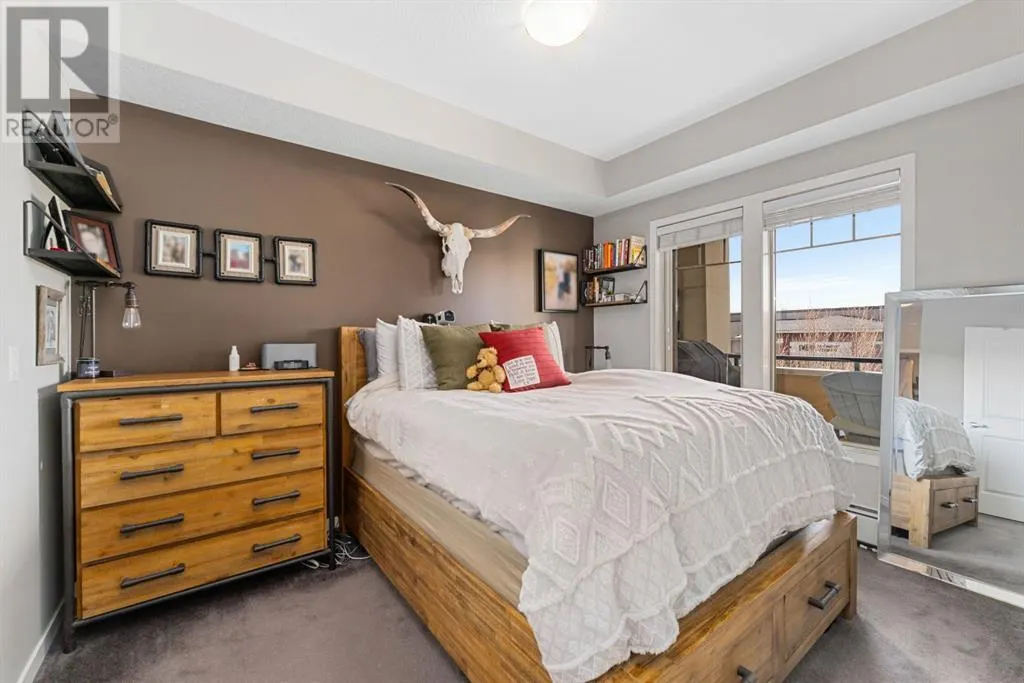 213, 10 Mahogany Mews SE