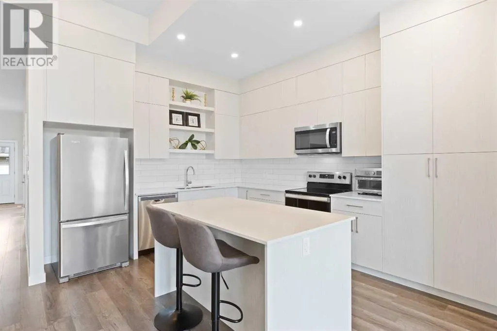 76 D'Arcy Boulevard