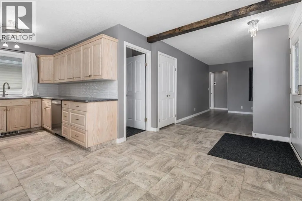 113 Thorson Crescent