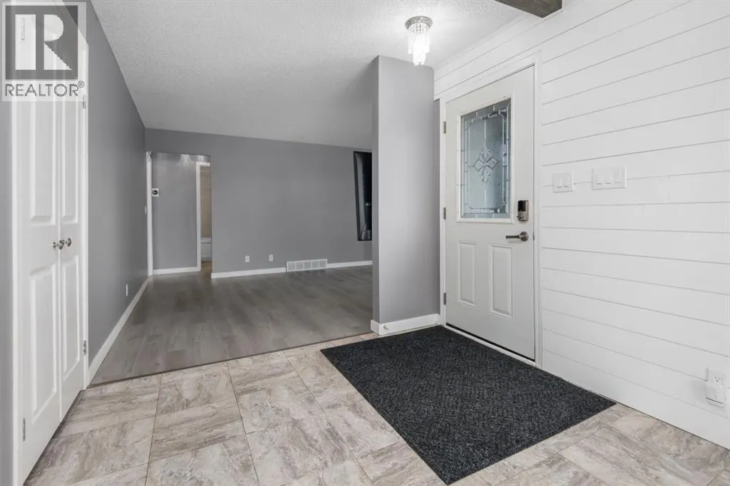 113 Thorson Crescent