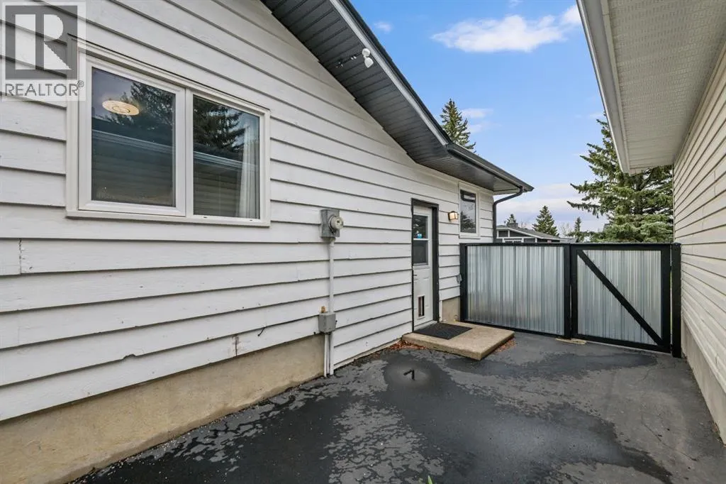 113 Thorson Crescent