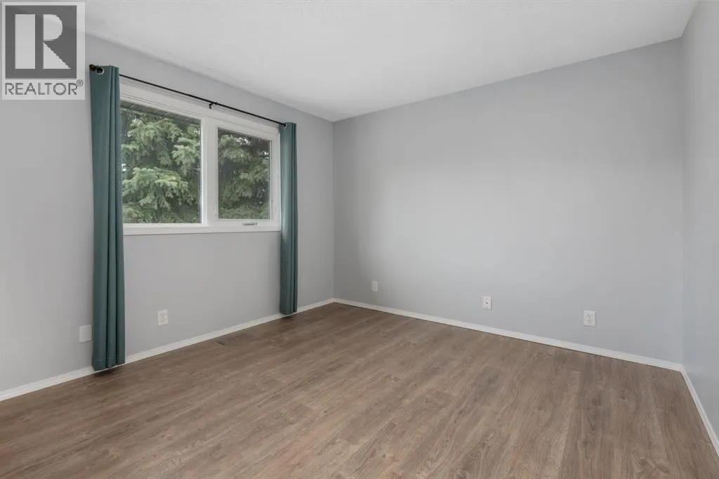 113 Thorson Crescent