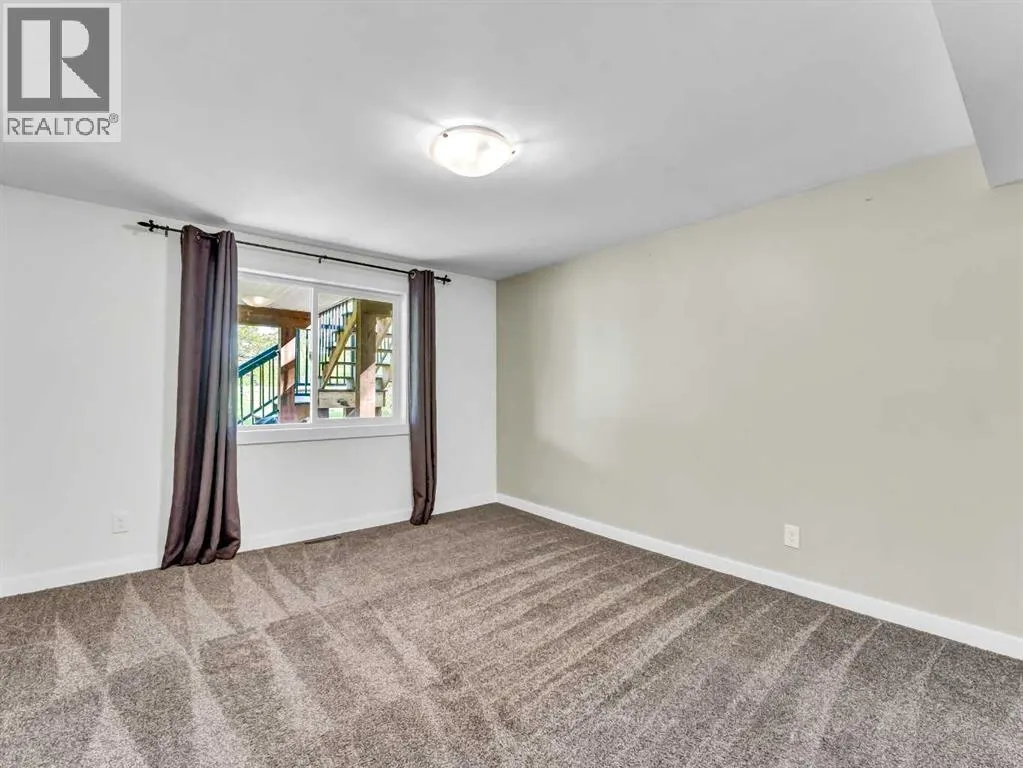 14 Finlay Court SW