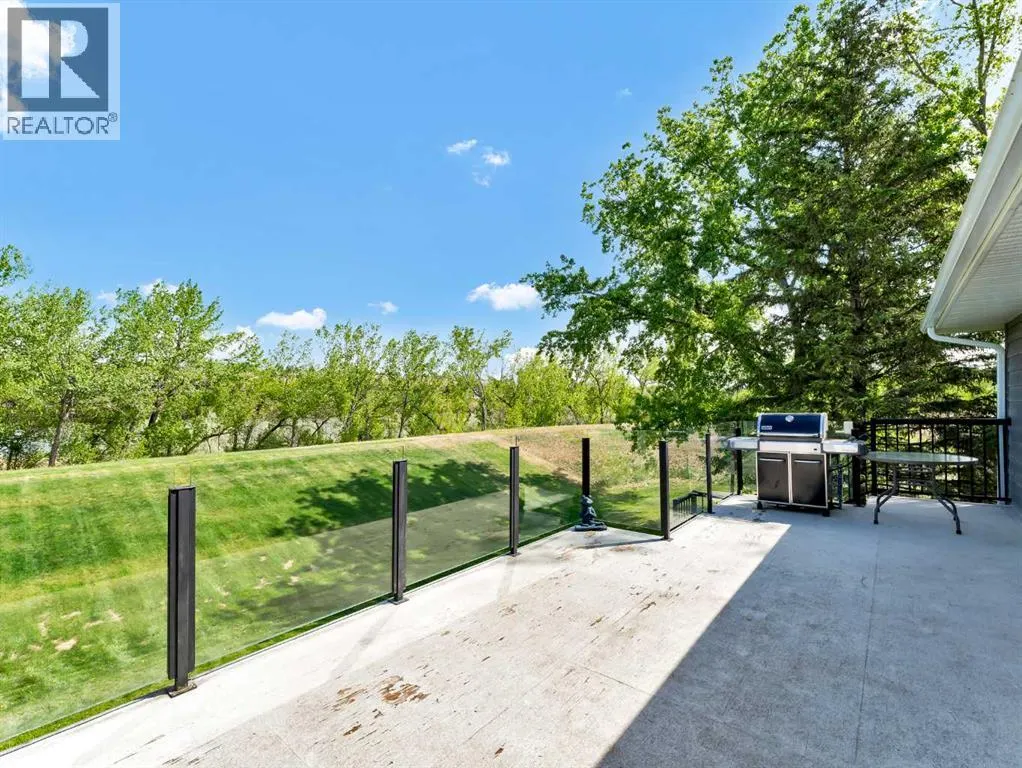 14 Finlay Court SW