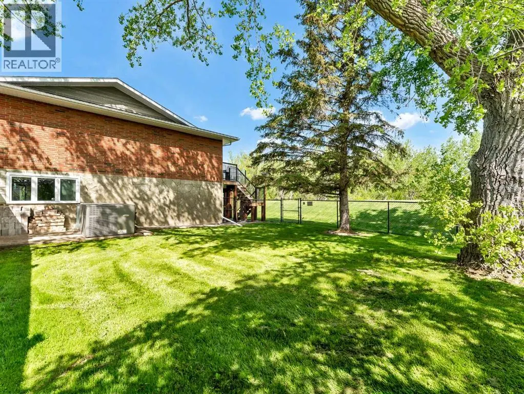 14 Finlay Court SW
